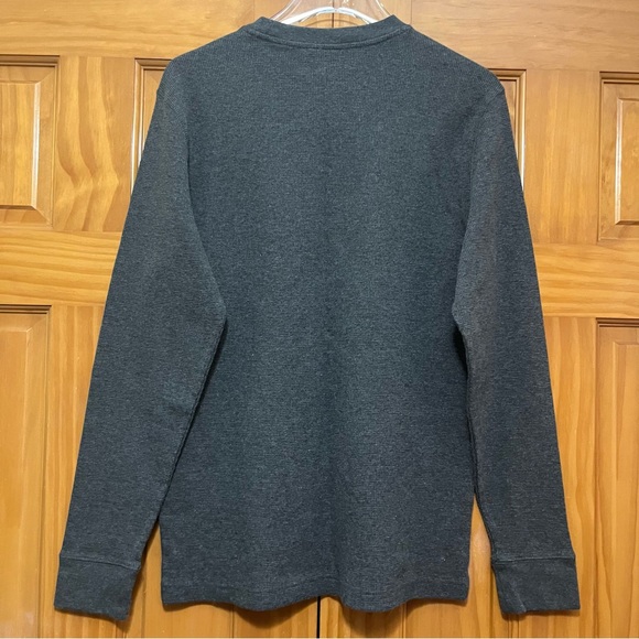 Lululemon Reversible Turtleneck Athletic Top Size Medium - Picture 2 of 8